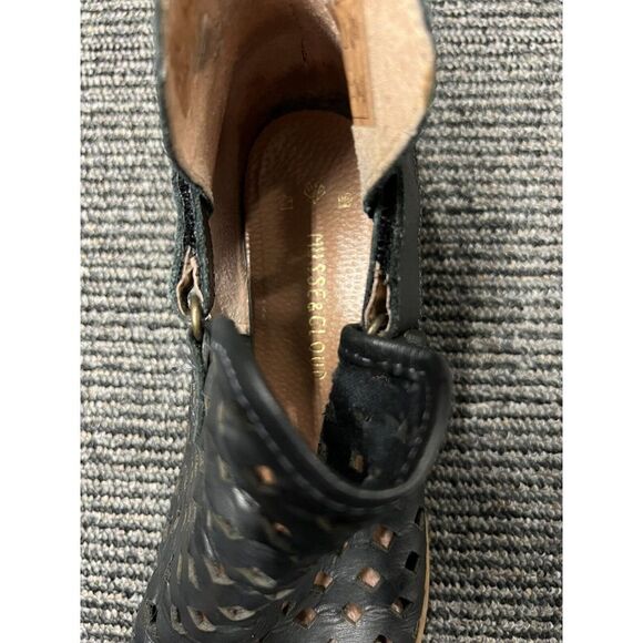 Musse & Cloud Caila Ankle Boots Women's 39/ 8 Black Leather Perforated Bootie - Picture 2 of 10